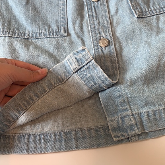 GAP button down Denim skirt with pockets, size 28 - Picture 4 of 6